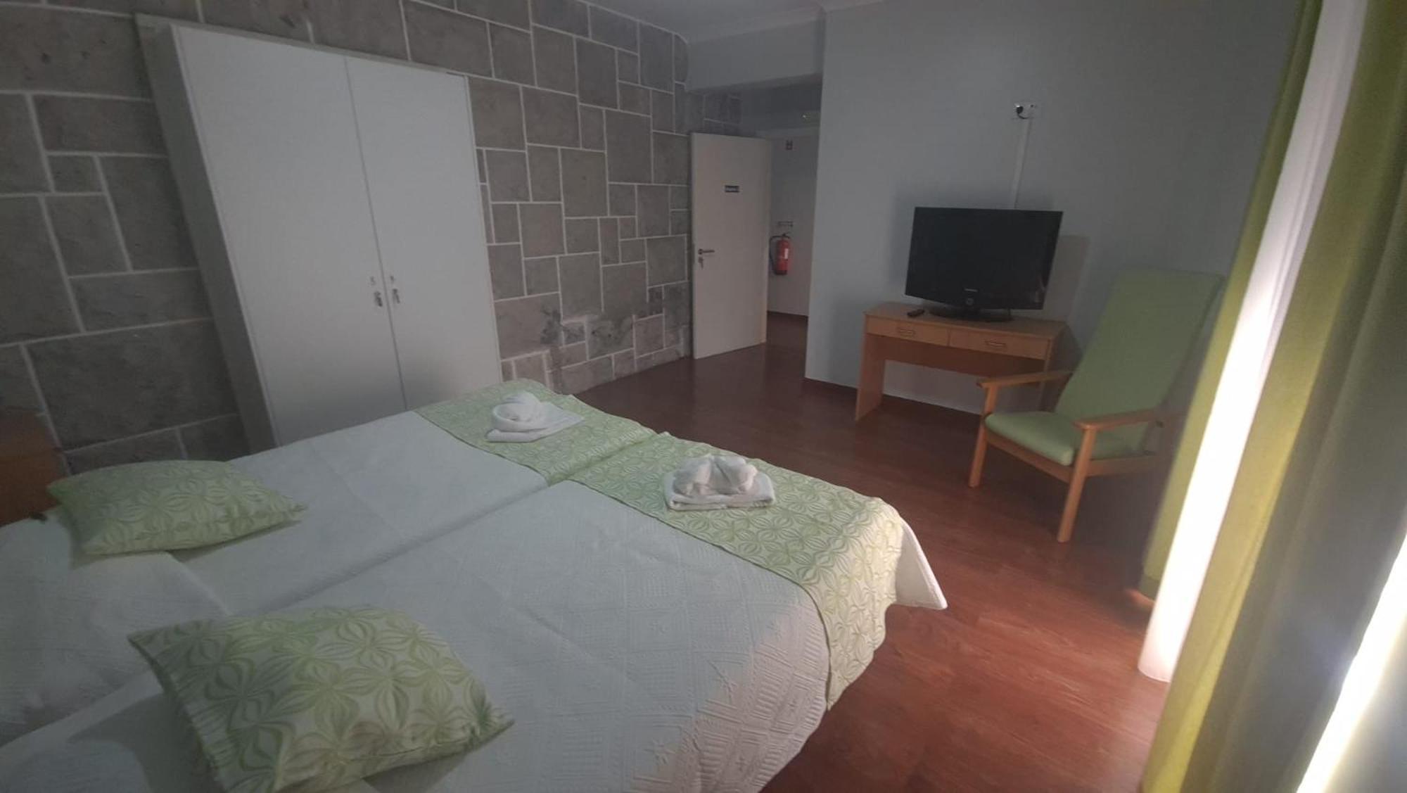Hostel Jardins De Sao Luis Сетубал Экстерьер фото