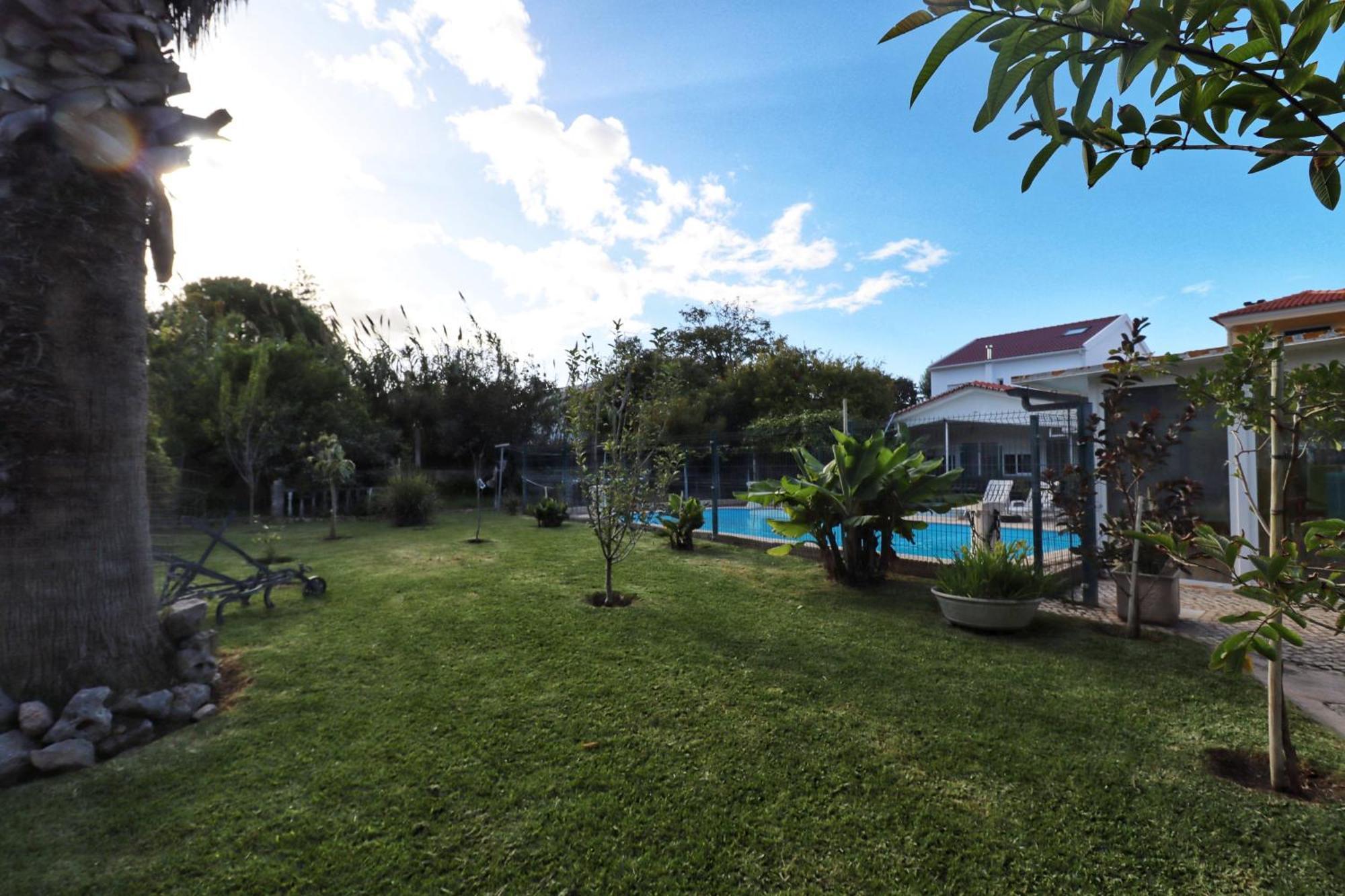 Hostel Jardins De Sao Luis Сетубал Экстерьер фото