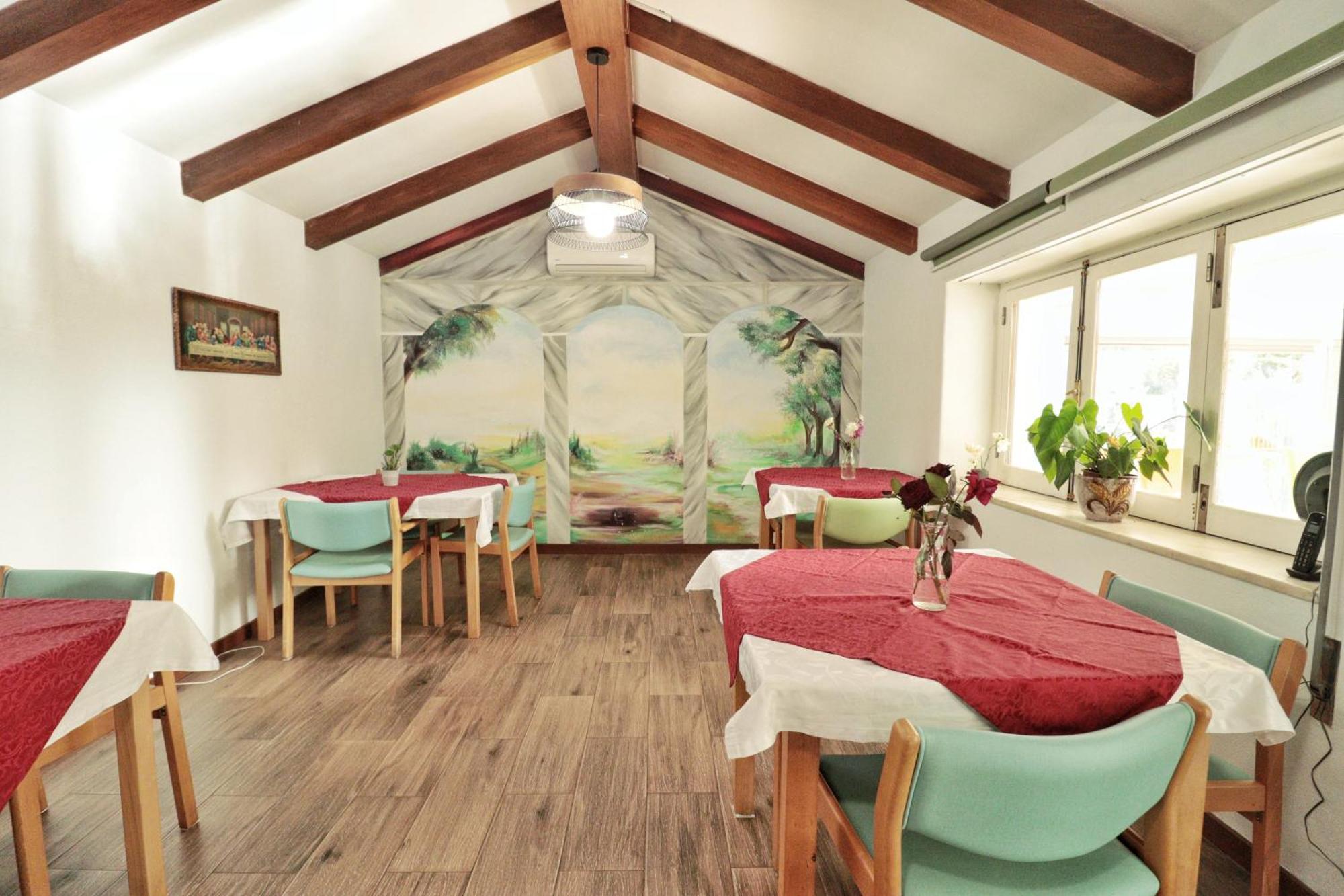 Hostel Jardins De Sao Luis Сетубал Экстерьер фото
