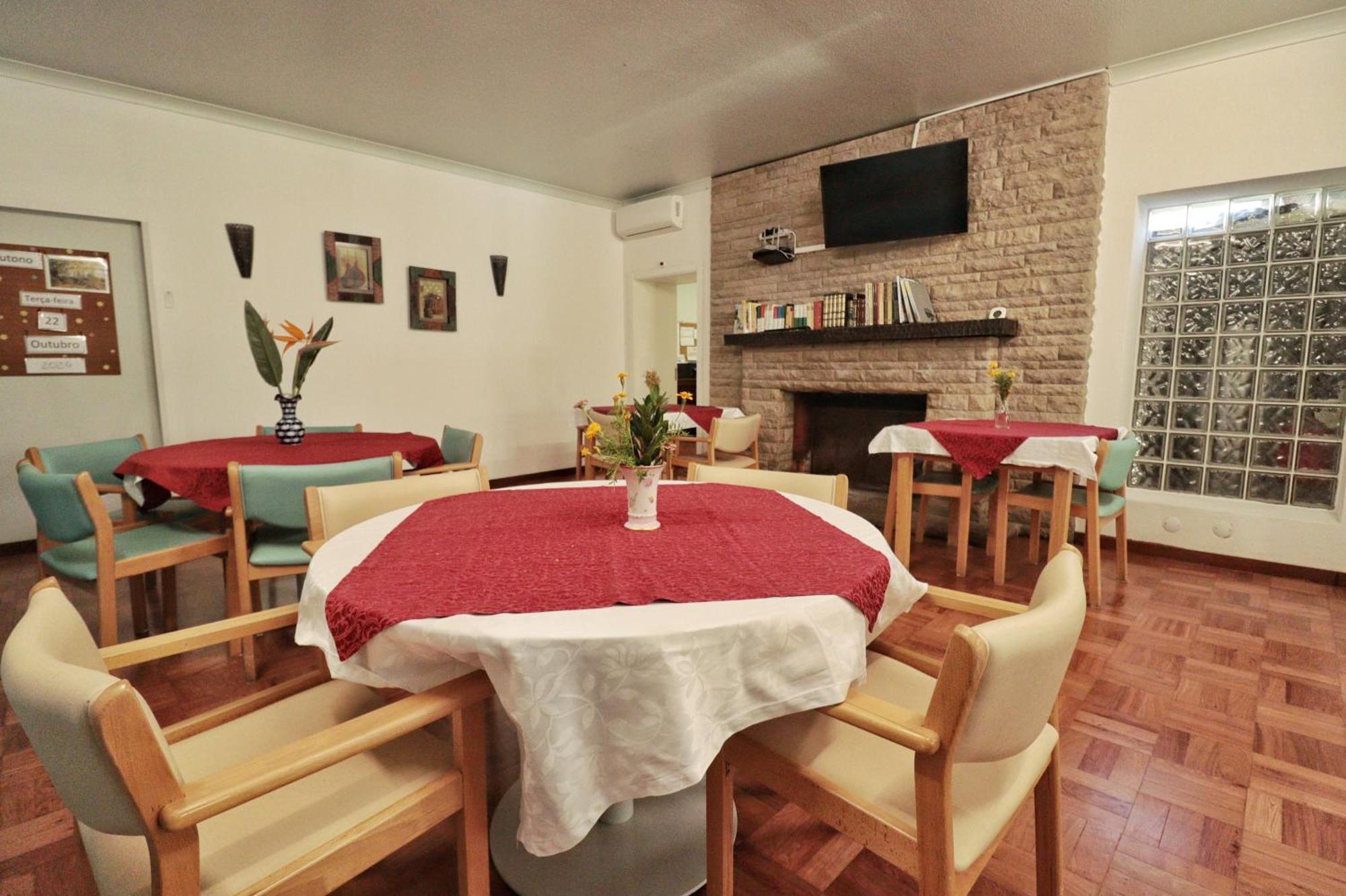 Hostel Jardins De Sao Luis Сетубал Экстерьер фото
